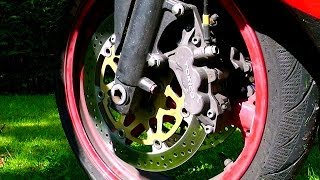 How to change Brake Pads on a kawasaki ZX6 [upl. by Akkeber298]