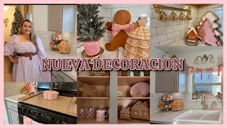 DECORACION DE MI COCINA🎀🎄NAVIDAD 2024🎄NUEVA DECORACION TONOS ROSAS GALLETITA DE GENGIBRE🍪 [upl. by Lauro]