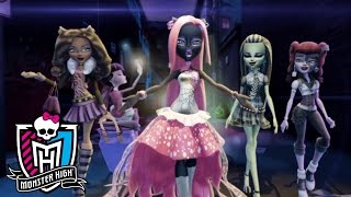 Unlife to Live  Volume 3  Monster High [upl. by Ecadnac]