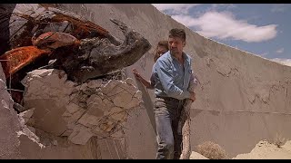 Tremors Full Movie Fact and Review in english  Kevin Bacon  Fred Ward [upl. by Julia836]