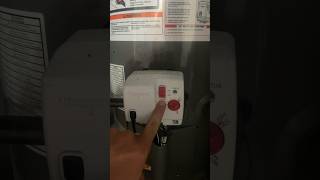 Water heater anode rod change in 60 seconds [upl. by Spiegel]