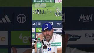 quotHABE IHN GENAU REINGESENKTquot 👀😅 Coach Steffen Baumgart hat genaues Kopfballspiel 🧐 nurderHSV [upl. by Animor724]