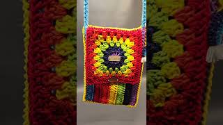 Linda Bolsa de Crochê Arcoíris croche crochet [upl. by Phineas]