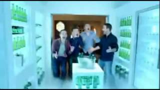 Propaganda Heineken LEGENDADO Walk In Fridge Closet [upl. by Miltie417]