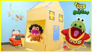 BOX FORT CHALLENGE Kids build cardboard Crafts and Pretend Play [upl. by Virgin724]