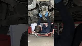 Getriebe ausbauen automobile mechanic mechaniclife diy repair mechanical cars car indian [upl. by Aerdna]