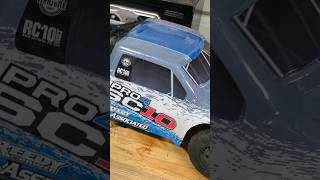 Team Associated VS Traxxas [upl. by Wetzell]