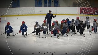 Une nouvelle ligue de hockey qui inspire la relève féminine [upl. by Tdnaltroc]