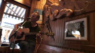 Angus Newton Bistrot des Sports Chamonix MontBlanc concert musique live [upl. by Bowers]