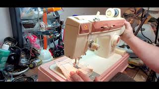 Singer Merritt 2404 Sewing Machine demonstration [upl. by Keyser]