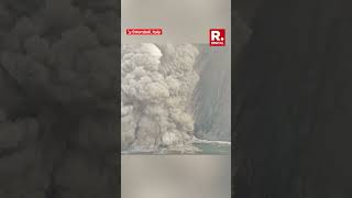 Italys Stromboli Volcano In Spectacular Eruption Spews Ash Cloud Into Sky  Watch [upl. by Maud]