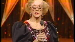 Bette Davis Introduces Best Picture Winner At The 1986 Golden Globes [upl. by Droffig]