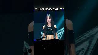 Dia malu malu denger musik dance kepiting blackpink kpop lisablackpink lucu [upl. by Ethelind]