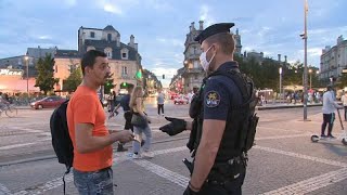 Mascherine obbligatorie per strada in tante città francesi [upl. by Noryt]