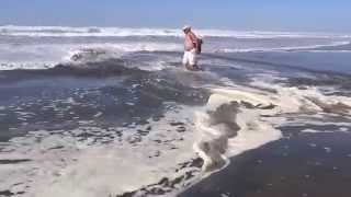 Strong tide current at Ocean Beach [upl. by Anawahs]