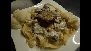 Schweinefilet in Kräuterfrischkäse Sahnesoße mit Champignons [upl. by Adnert]