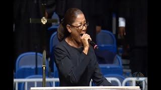 Evangelist Joyce Rodgers Praise Break 107th Holy Convocation [upl. by Nolad]