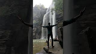 Lakhaniya dari waterfall Mirzapur 🏞️  Waterfall near Varanasi  Mirzapur Tourist place [upl. by Entirb]