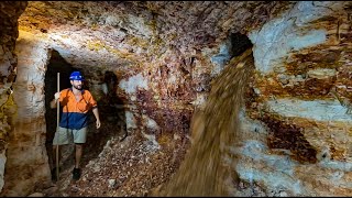 Opal Miner Hits Underground Cascade Of Dirt Filled With Thousands Of Dollars Worth Of Gems [upl. by Hulton]