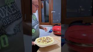 Pizza con patate e salsiccia pizza pizzafattaincasa pizzalover [upl. by Serles962]