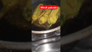 Mirch pakoda viralshorts trending trendingshorts ytshortsindia shorts mirchpakoda indianfood [upl. by Ixela]