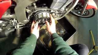 Suzuki GS500E  Clutch Plates Are Stuck Removal  Part 1 [upl. by Nakah]