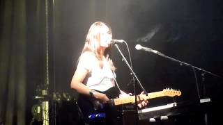 Nadine Shah Stealing Cars Live End of the Road 2015 [upl. by Kubis981]