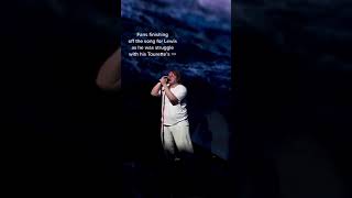 Lewis Capaldi Struggles His Tourettes Live On Stage Fans Help Finishing The Song [upl. by Hindu]