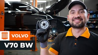 Hoe een oliefilter en motorolie vervangen op een VOLVO V70 BW HANDLEIDING AUTODOC [upl. by Accem]