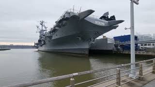 New York  Museum Flugzeugträger Intrepid [upl. by Tulley726]