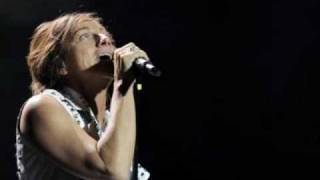 Gianna Nannini  Fotoromanza Live Amiche per lAbruzzo  San Siro HQ [upl. by Bergeron]