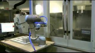 Universal robots UR5 works together with Magerl rotamatik swivel vice Part 1 [upl. by Ydniw]