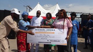 Philanthropy in Action Engr Michael Anoka empowers market women to support their businesses [upl. by Animehliw400]