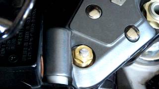 9907 Suzuki Hayabusa Front Rebound Damping Adjustment [upl. by Vanny]