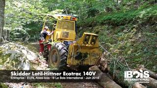 Un petit skidder LatilHittner de faible largeur se faufile dans des pistes très étroites [upl. by Arvonio985]