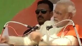 Narendra Modi mimics Shehzada Rahul Gandhi at Chhattisgarh rally [upl. by Pryor121]