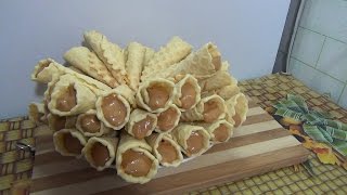 Вафельные трубочки со сгущенкой  просто и очень вкусно [upl. by Nimzay65]