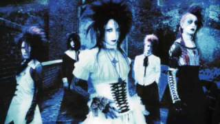 Moi Dix Mois  Pageant [upl. by Airamzul]