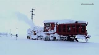 Locomotore s 244001 Italian Powerful train Snow plow [upl. by Loleta]