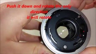 How to manually adjust aperture on Canon FD Lenses [upl. by Hcirdla199]