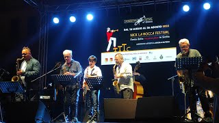 quotPremio Internazionale Marco Tamburiniquot ad Alfio Russo nella notte dei sassofoni a Catelbuono Jazz [upl. by Kimmel520]