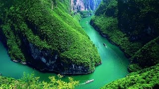 Yangtze Cruise Three Gorges Cruise Three Gorges Dam Tour1080p [upl. by Crooks]