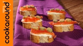 Crostini di pane con salmone marinato  Antipasto di pesce [upl. by Foster]