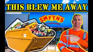 DUMPSTER DIVING AT SMYTHS TOYS SHOP AFTER CHRISTMAS 2022 OMG THERE WAS SO MANY TOYS THROWN AWAY [upl. by Bing]