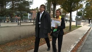 Arnaud Montebourg fait sa rentrée à lInsead [upl. by Eignat]