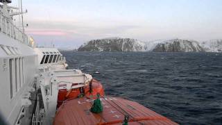 Hurtigruten  MS Richard With in Nordnorwegen bei starkem Wind [upl. by Anitsirhcairam]