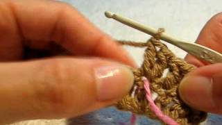 Curso crochet o ganchillo Como aumentar en el centro de una hilera tutorial paso a paso [upl. by Nohsar]