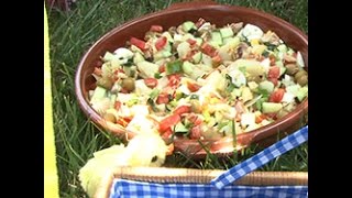 Come preparare uninsalata estiva  videoricette di insalate con tonno [upl. by Aicrop]