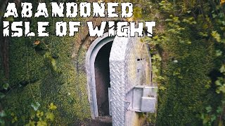 Secret Hidden Tunnel Exploration Shanklin Isle of Wight Derelict places UK Secret Underground Cave [upl. by Lednahs979]