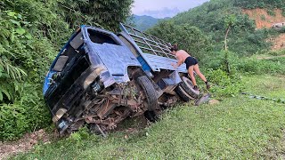 Rescuing a Rolled Over Vehicle and Recovering a Complex Transmission  Truck Recovery [upl. by Nomrac805]